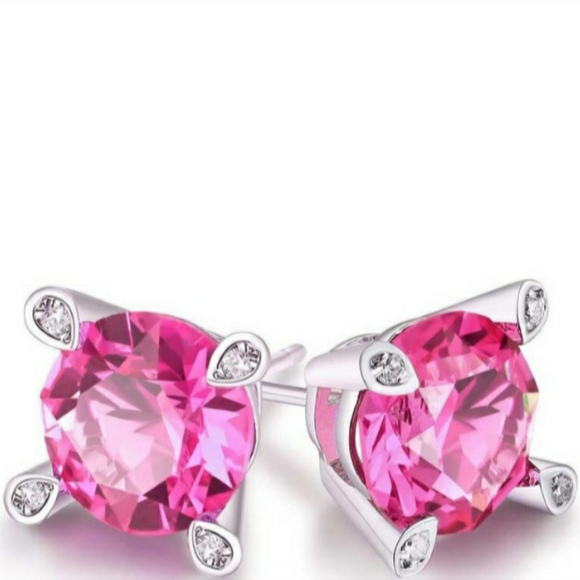 Jewelry - 🦋 Pink Sapphire earrings in 18K White gold *New